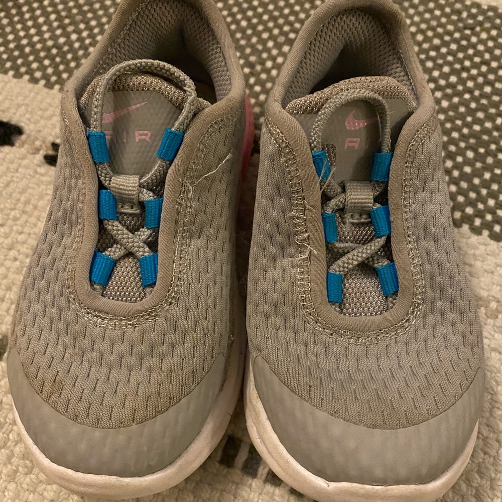 Nike slip on toddler tennis shoes (8)